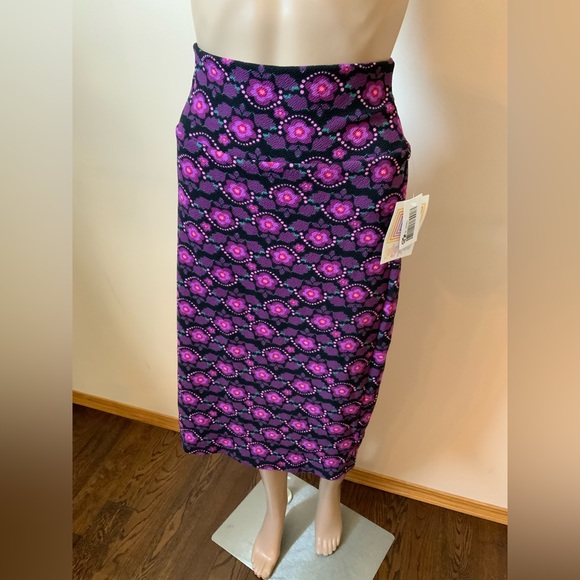 Lularoe - Picture 10 of 11